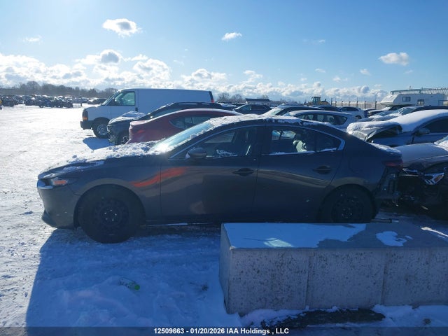 JM1BPBCM7K1124357 Mazda MAZDA3