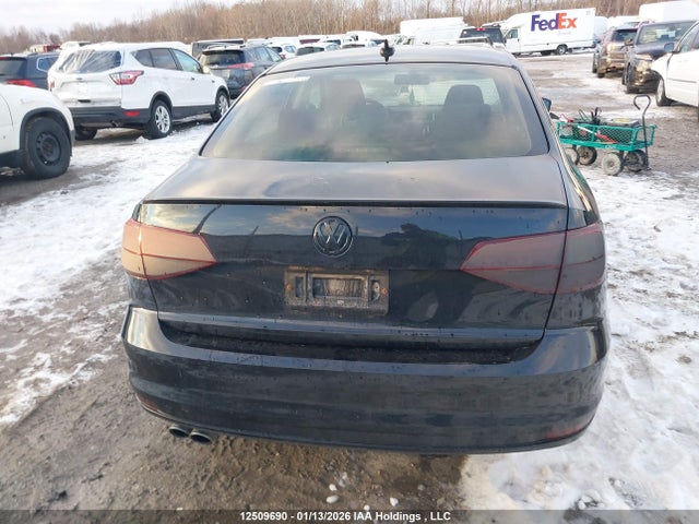3VWB67AJ8HM326559 Volkswagen JETTA SE