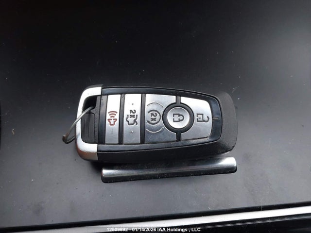 2FMPK4J98KBC53559 Ford EDGE SEL