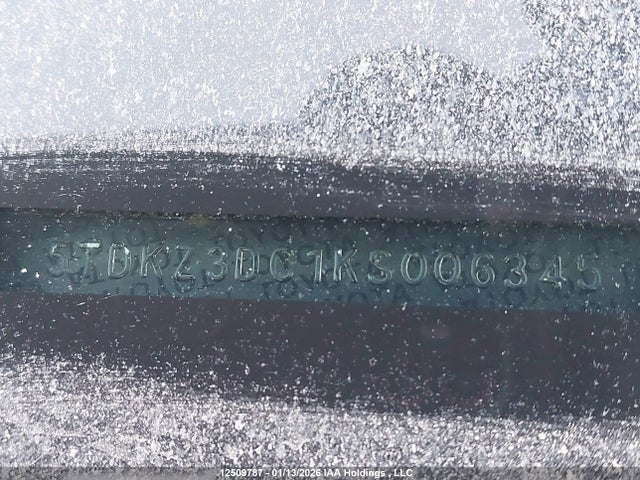 5TDKZ3DC1KS006345 Toyota SIENNA LE