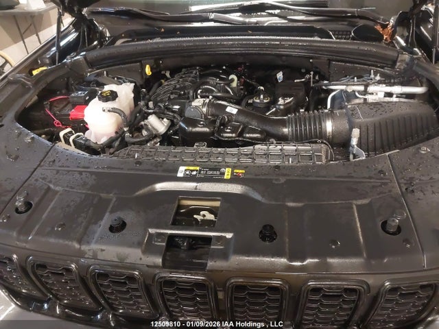 1C4RJHAG3R8514096 Jeep Grand Cherokee Laredo/altitude