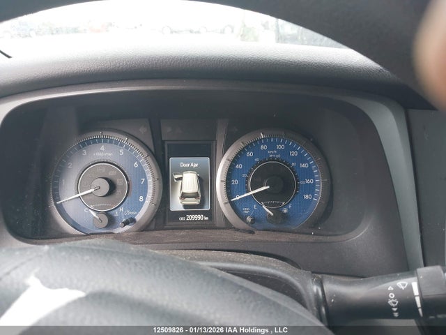 5TDKZ3DC7KS971081 Toyota SIENNA LE