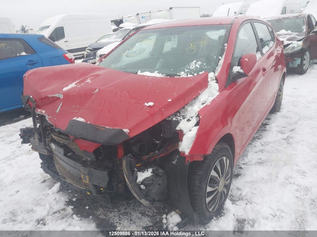 KMHCT5AE6GU242141 Hyundai ACCENT SE