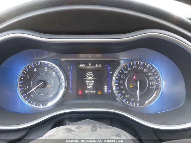Chrysler 200 LX 2015 1C3CCCFB4FN705818 Image 7