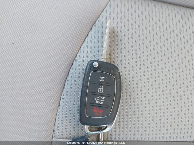 5NPE24AF6FH044817 Hyundai SONATA GL