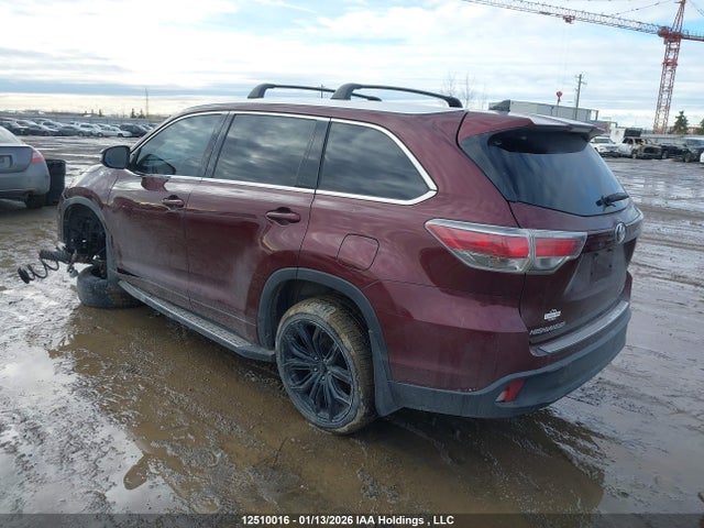 5TDJKRFH2GS327930 Toyota Highlander Xle