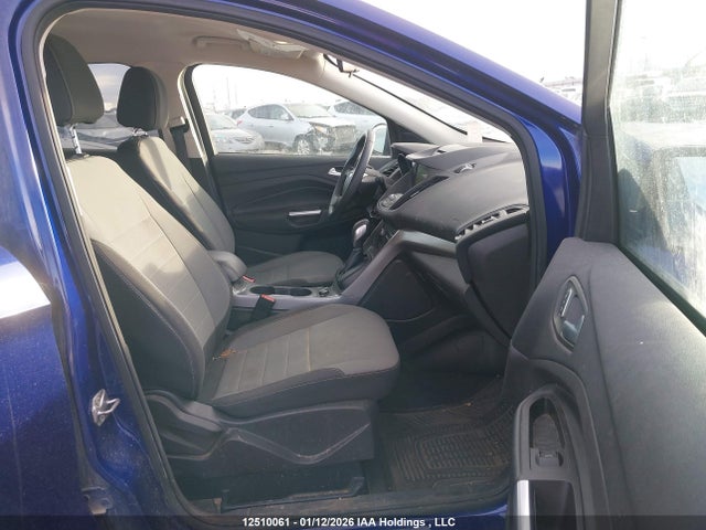 1FMCU0GX9GUC15623 Ford ESCAPE SE