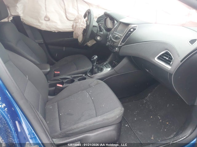1G1BD5SM2H7153288 Chevrolet Cruze Lt Manual