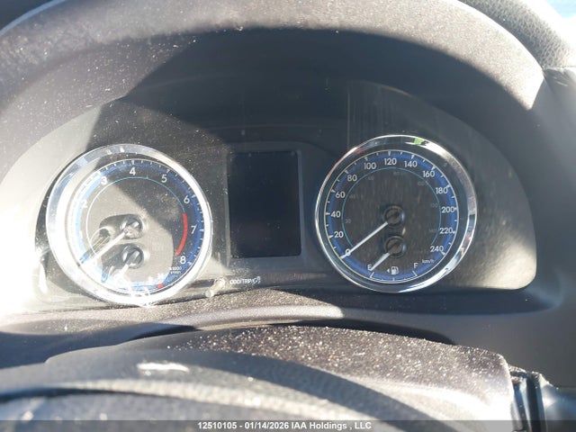 2T1BURHEXJC990020 Toyota COROLLA LE