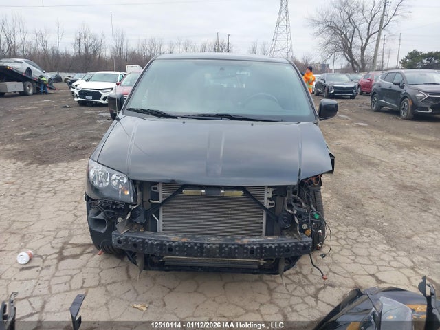 2C4RDGEG3FR663703 Dodge Grand Caravan R/t