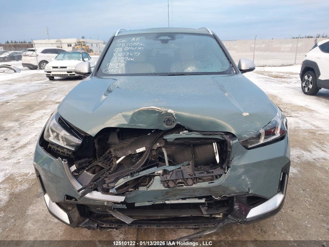 WBX73EF04P5W03673 BMW X1 Xdrive28i