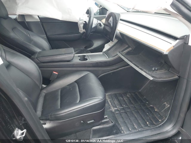 7SAYGAEE5NF399072 Tesla Model Y