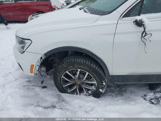 3VV2B7AX5JM154680 Volkswagen Tiguan Se/sel