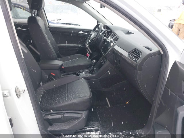 3VV2B7AX5JM154680 Volkswagen Tiguan Se/sel