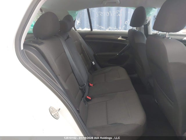 3VWG17AU6JM282548 Volkswagen GOLF S/SE
