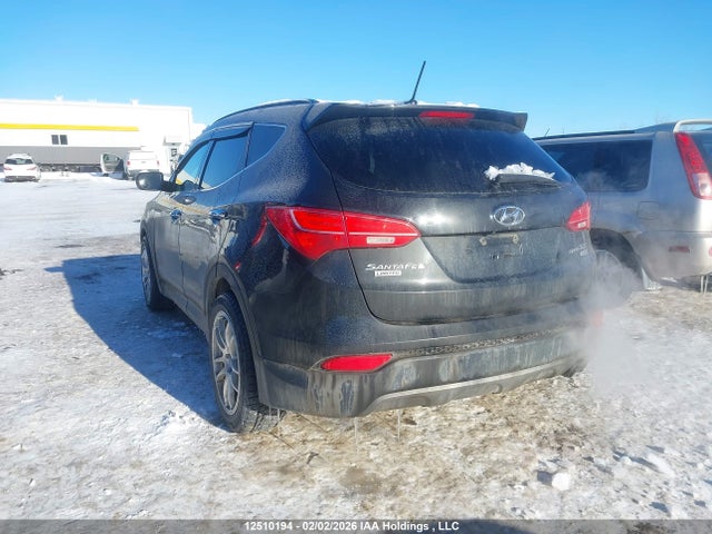 5XYZUDLA4GG312527 Hyundai Santa Fe