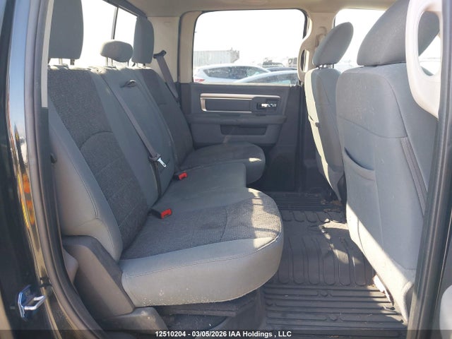 1C6RR7LM3KS706527 RAM 1500 Classic Slt