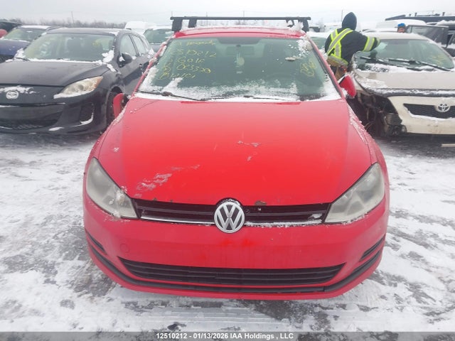 3VW217AU9FM023330 Volkswagen Golf