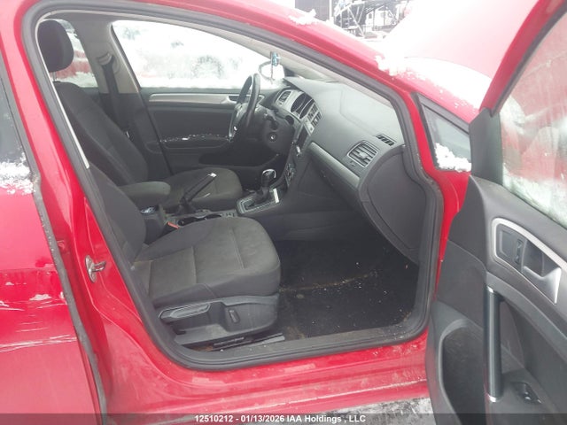 3VW217AU9FM023330 Volkswagen Golf