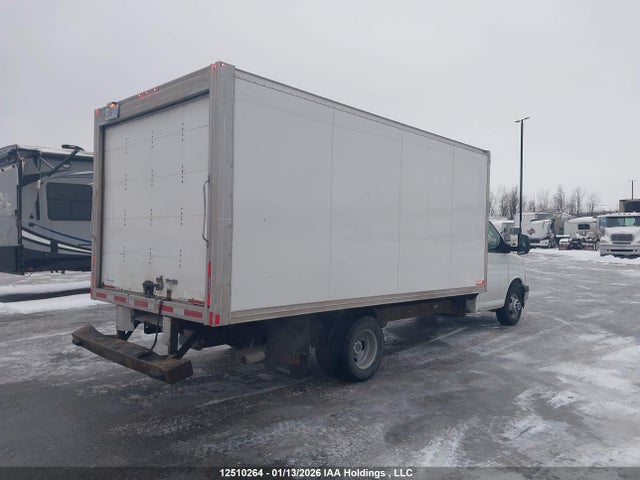 7GZ37TCG6LN006978 GMC Savana Cutaway G3500