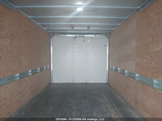7GZ37TCG6LN006978 GMC Savana Cutaway G3500