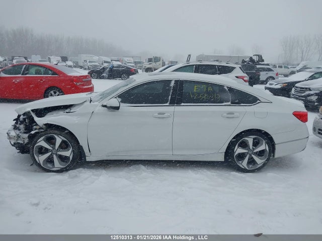 1HGCV2F94KA800900 Honda Accord Touring 2.0t