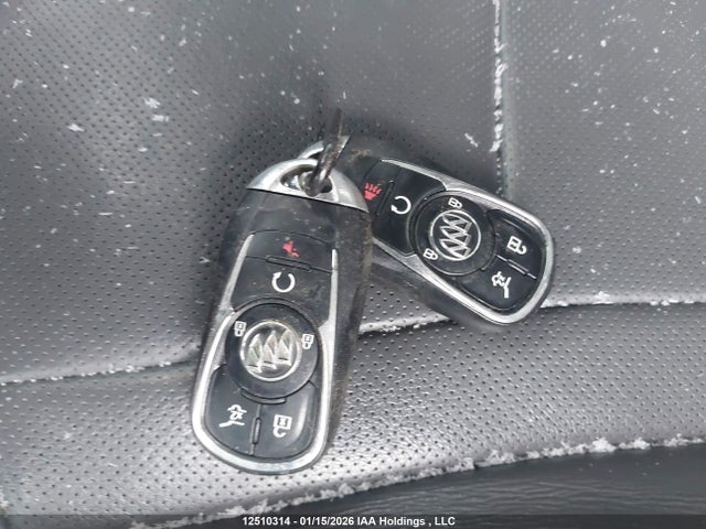 5GAEVAKW0JJ123213 Buick Enclave Essence