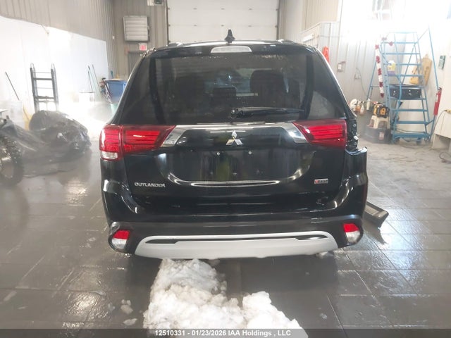 2020 Mitsubishi Outlander Es მანქანა იყიდება აუქციონზე, vin: JA4AZ2A32LZ603265, აუქციონის ნომერი: 12510331