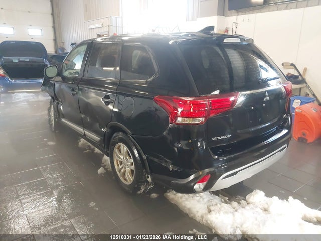 2020 Mitsubishi Outlander Es მანქანა იყიდება აუქციონზე, vin: JA4AZ2A32LZ603265, აუქციონის ნომერი: 12510331