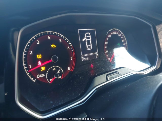 3VWE57BU2KM063937 Volkswagen JETTA SEL