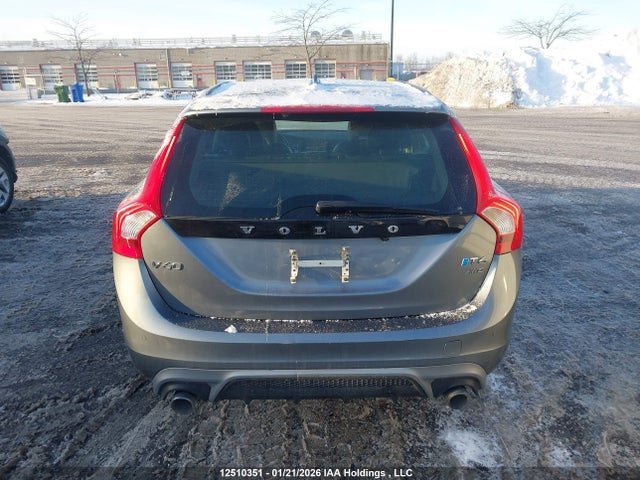 YV149MSL7J2392237 Volvo V60 T6 Dynamic