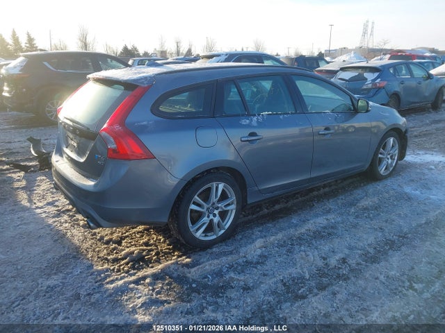 YV149MSL7J2392237 Volvo V60 T6 Dynamic