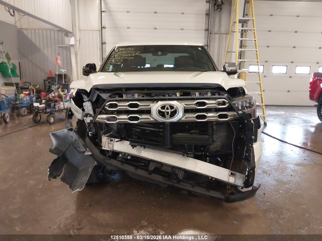 Aukcja sprzedaży 2024 Toyota Tundra Crewmax Platinum/crewmax 1794, vin: 5TFMA5DB8RX225777, numer aukcji: 12510358