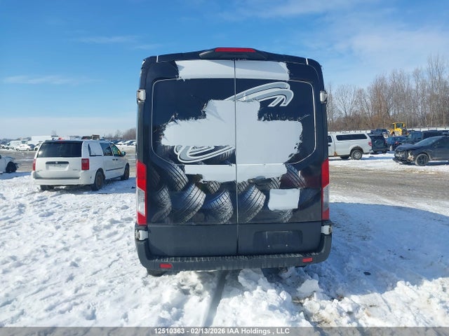 1FTBR1C89NKA11158 Ford Transit T-250