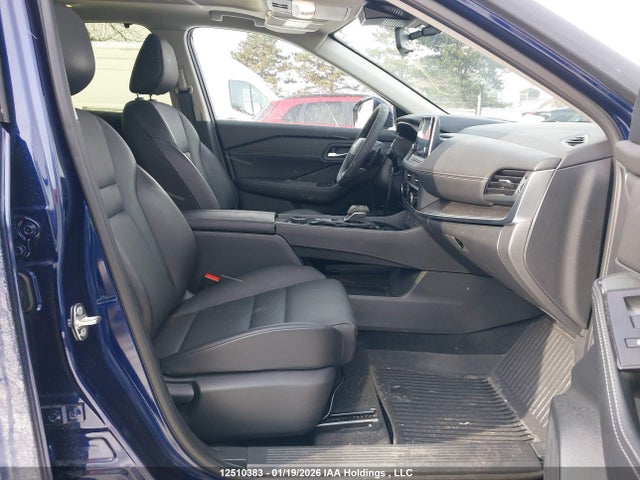 JN8BT3BB3SW173516 Nissan Rogue 60th Anniversary Edition/sv Moonroof
