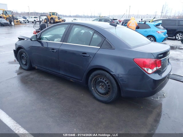 1G1PC5SB3F7264968 Chevrolet Cruze 1lt