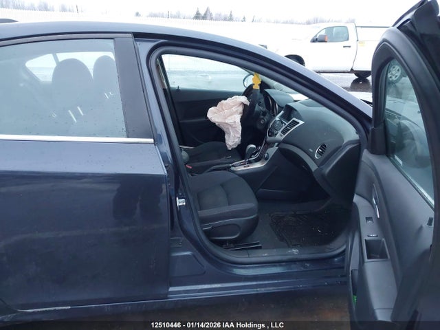 1G1PC5SB3F7264968 Chevrolet Cruze 1lt
