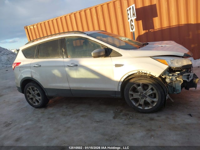 1FMCU9GX6GUC84693 Ford ESCAPE SE
