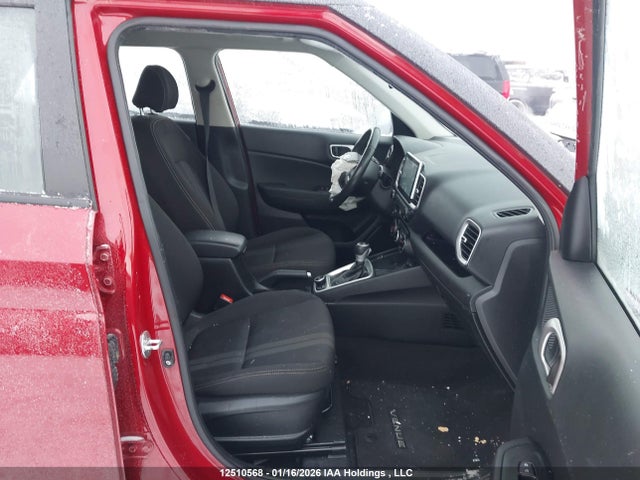 2021 Hyundai Venue Preferred With Two-tone Body Colour მანქანა იყიდება აუქციონზე, vin: KMHRC8A33MU067241, აუქციონის ნომერი: 12510568