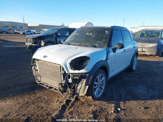Mini Countryman Cooper S 2014 WMWZC5C59EWP39257 Image 2
