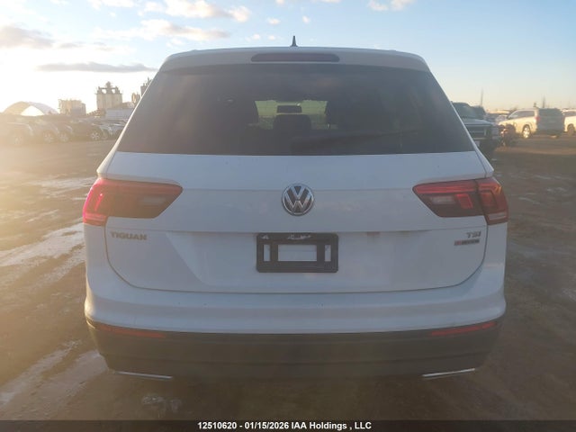 3VV0B7AX2JM156779 Volkswagen Tiguan