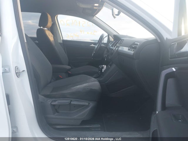 3VV0B7AX2JM156779 Volkswagen Tiguan