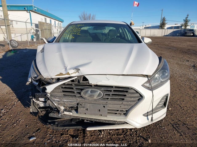 5NPE24AF4KH789527 Hyundai SONATA SE