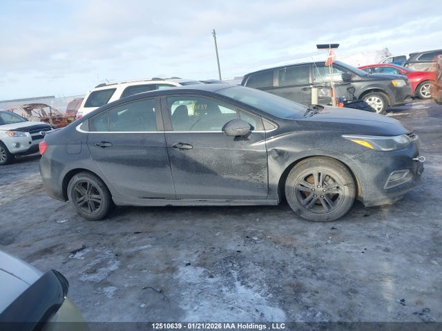 1G1BE5SM7H7121756 Chevrolet Cruze Lt Auto