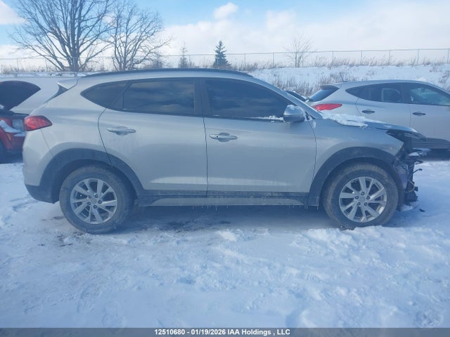 Продажа на аукционе авто 2020 Hyundai Tucson Limited/sel/sport/ultimate/value, vin: KM8J3CA4XLU281229, номер лота: 12510680