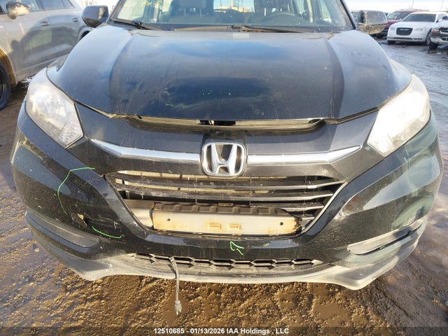 3CZRU6H33GM113665 Honda HR-V LX