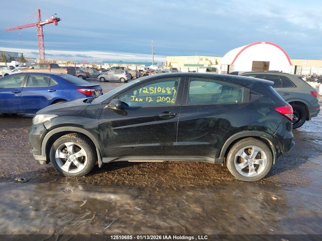 3CZRU6H33GM113665 Honda HR-V LX