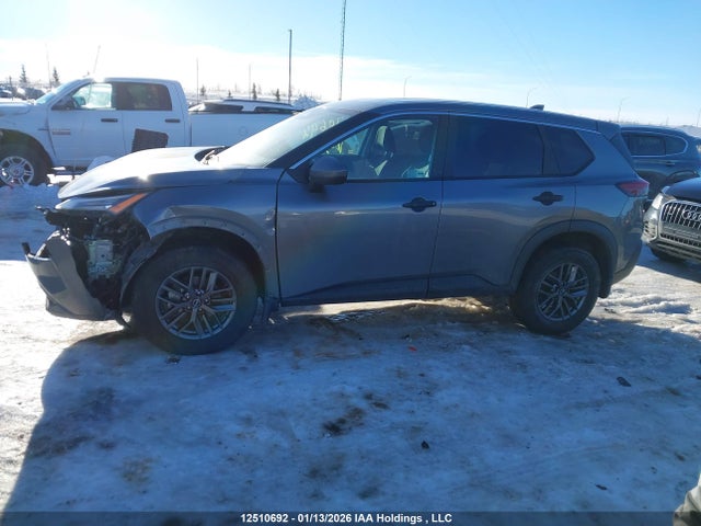 5N1AT3AB3PC754821 Nissan ROGUE S