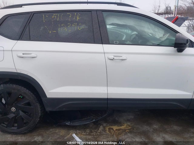 3VVLX7B28RM123900 Volkswagen TAOS SE