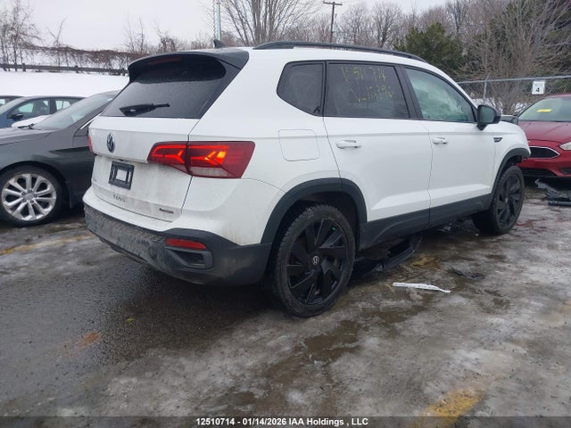 3VVLX7B28RM123900 Volkswagen TAOS SE